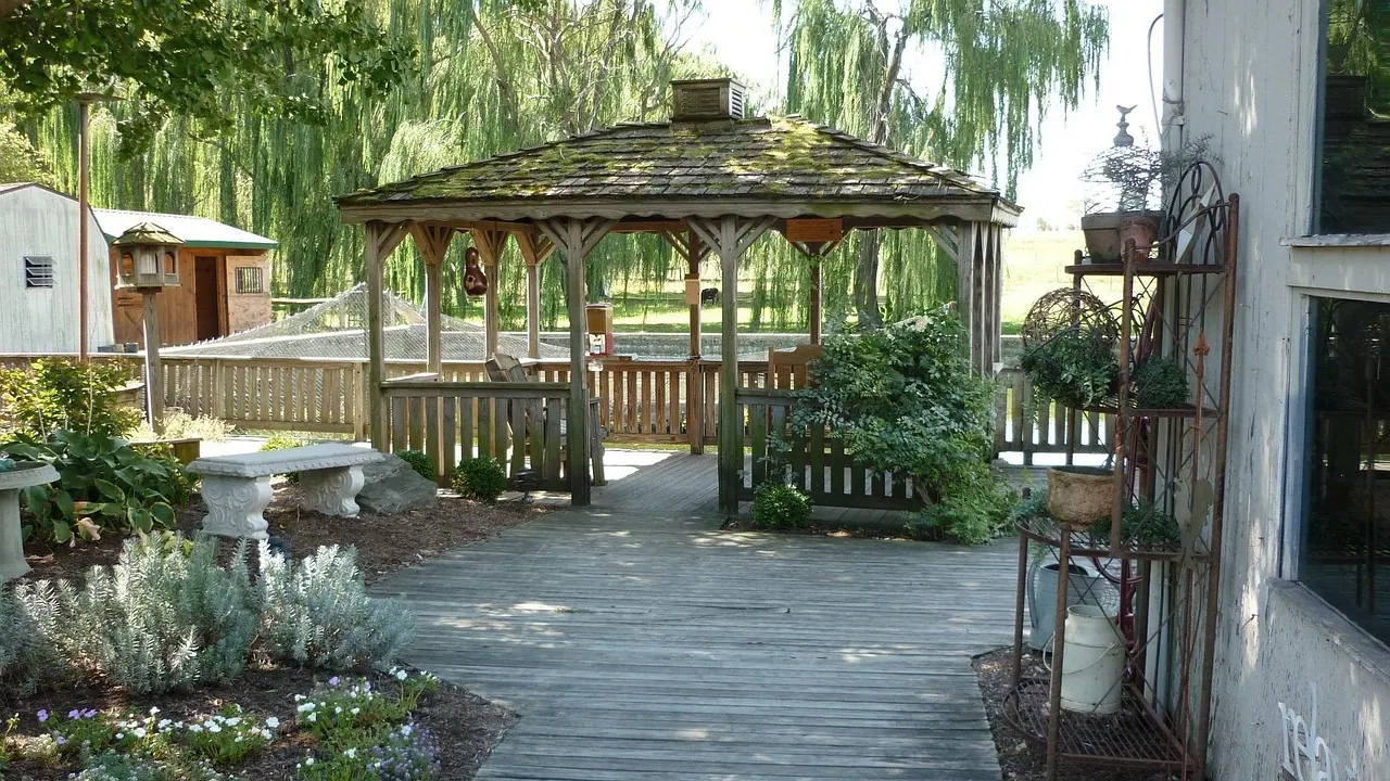 gazebo, deck, shade, patio, trees, relaxation, nature, outdoors, backyard, pergola, pavilion, leisure, yard, relax, covered, porch, landscaping, veranda, outdoor, countryside