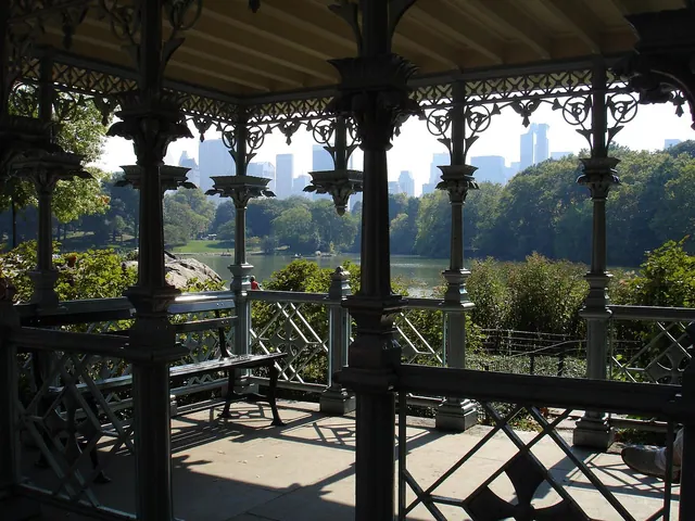 patio, porch, city, view, central park, new york city, kiosk, nature, summer, seating, viewing, rest, outdoor